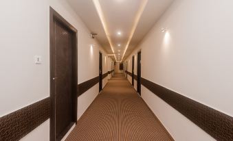 OYO 22039 Hotel BKC Grand