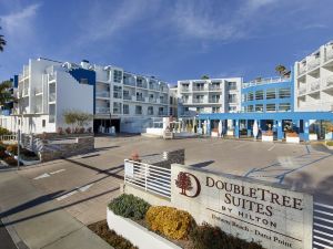 DoubleTree Suites by Hilton Doheny Beach