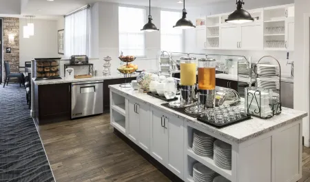 Homewood Suites by Hilton San Jose Airport-Silicon Valley Отели в г. Сан-Хосе