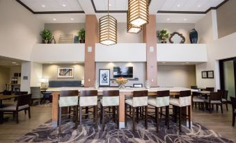 Hampton Inn & Suites Pittsburgh/Harmarville