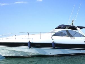 Pershing 39 Extra Luxury Yacht Cruise
