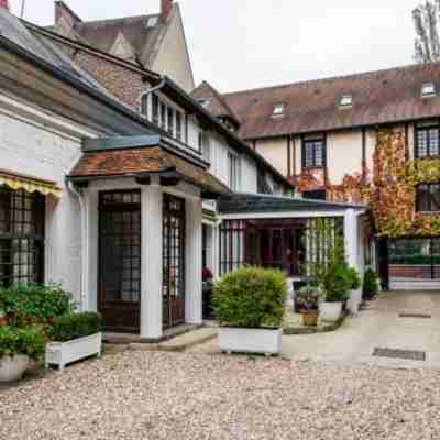 Hôtel de Normandie Hotel Exterior