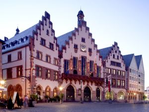 Premier Inn Frankfurt City Centre