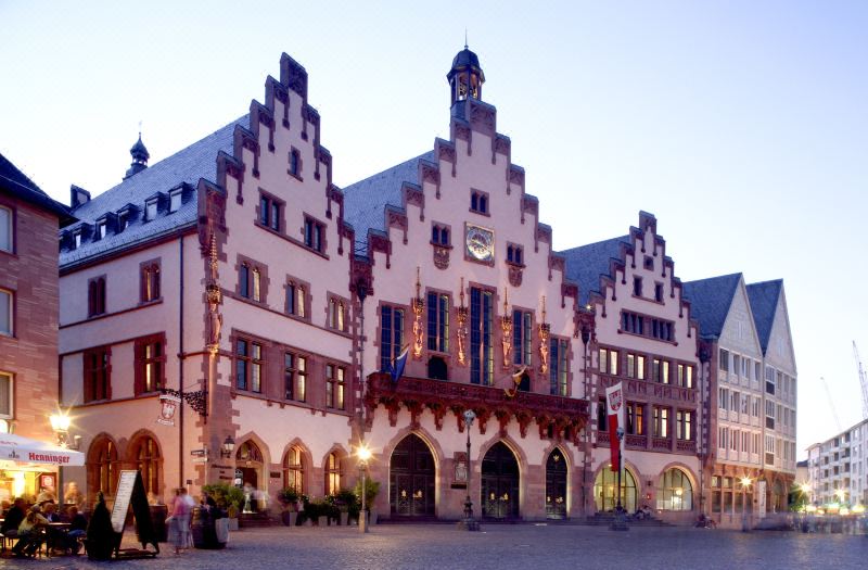 Premier Inn Frankfurt City Centre