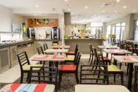 Holiday Inn Express Amiens Hotel di Poulainville