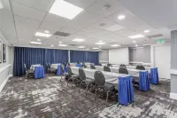 DoubleTree by Hilton Memphis Hotels in Shelby County