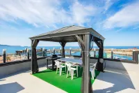 Donghae Goldenview Pension