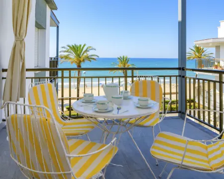 Costa Playa Hoteles en Cunit