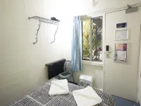 YHA Cairns Central Hotels near ZOO TO YOU HQ - Discovery Centre