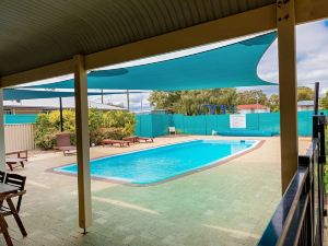 Busselton Villas and Glamping Village