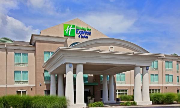 Holiday Inn Express & Suites Indianapolis South – Greenwood by IHG