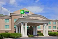 Holiday Inn Express & Suites Indianapolis South – Greenwood 마켓 플라자 쇼핑센터 주변 호텔