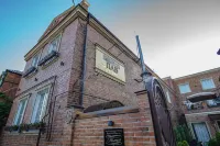 Milton Hotel