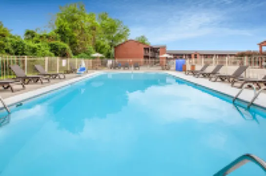 Super 8 by Wyndham Sandusky