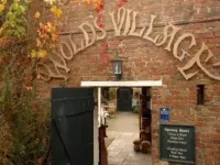 Wolds Village Hotel