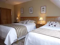 Camillaun Lodge with Lough Corrib Boat Hire Отели в г. 