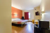 Motel 6 Bristol, VA - 2-Star