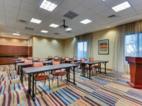 Fairfield Inn & Suites Dunn I-95 Hotels in Dunn