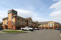 Extended Stay America Suites - Hartford - Meriden - Parking