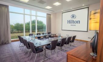 Hilton Reading