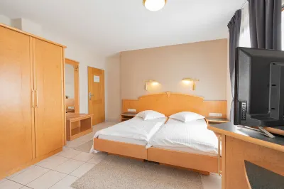 Hotel Re'Ser Stuff Hotels in Mondorf-les-Bains