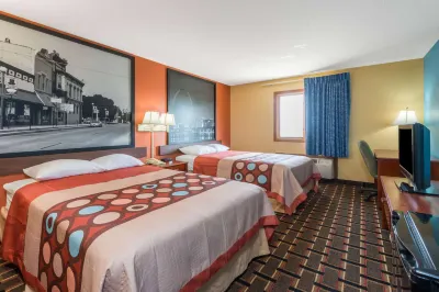 Super 8 by Wyndham Staunton