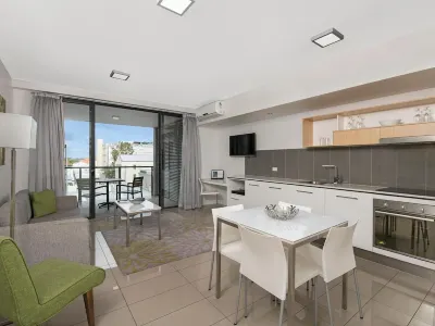 Atrio Apartments Hotels near Cloudland