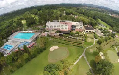 Hotel Bintang Sintuk GOR 바닥 주변 호텔