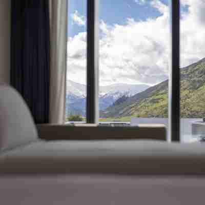 Holiday Inn Queenstown Remarkables Park Rooms