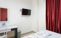 Heine Hotel