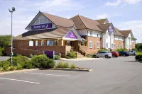 Premier Inn Northampton Bedford Rd/A428 - parking