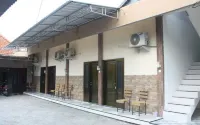 Homestay MM Syariah RedPartner Hotels in Sidoarjo