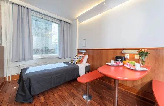 弗裏農坦佩雷公寓酒店