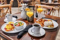 Bayfront Inn 5th Avenue - Desayuno