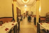 E Royalton Hotels near Parque