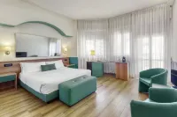 Hotel Carlton Hotels near Giardino Fenologico “A. Marcello”