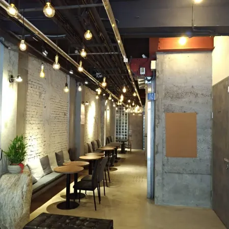 DAN Hostel Отели рядом с достопримечательностью «Станция метро Dingxi»