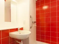 Travelodge Falkirk - С парковкой