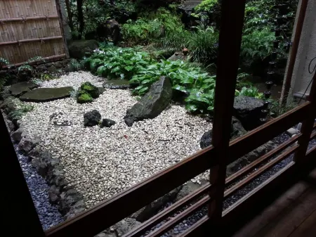 月本屋旅館