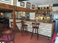 The Fox & Hounds Hotel a Woolstone