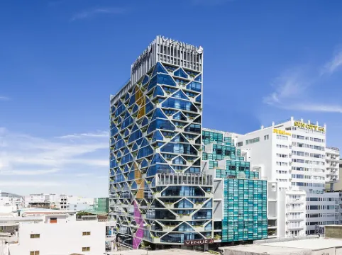 ベニュー ホテル