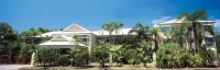 Reef Palms Motel Apartments Hotels near Esplanade