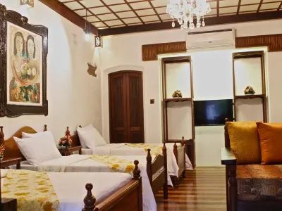 Sulyap Bed & Breakfast – Casa de Alitagtag Boutique Hotel Hôtels à proximité de : SAN GABRIEL ARKANGHEL PARISH