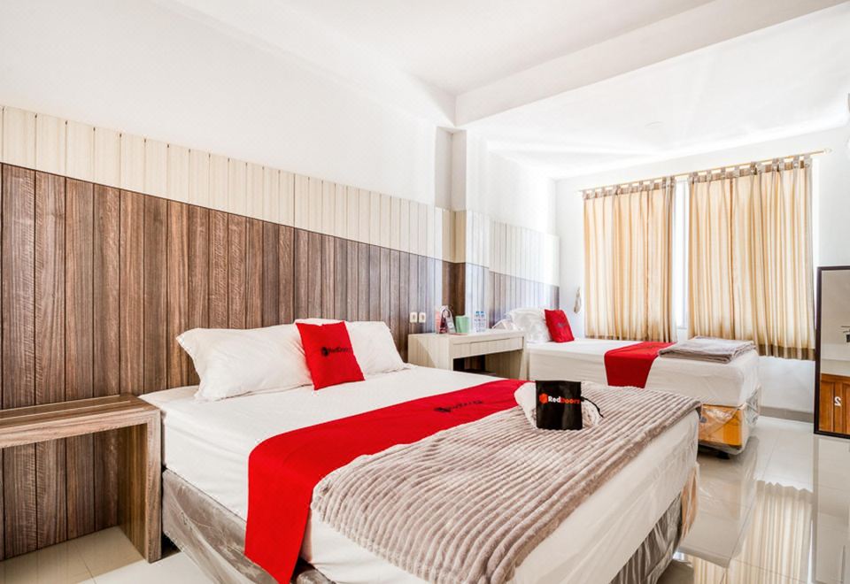 구나왕사 만야 호텔 수영장