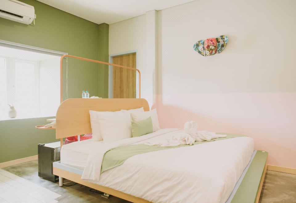 4. 파나하우스 수라..