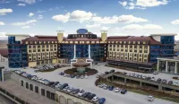 Akrones Thermal Spa Convention Hotels in Demirçevre Mahallesi
