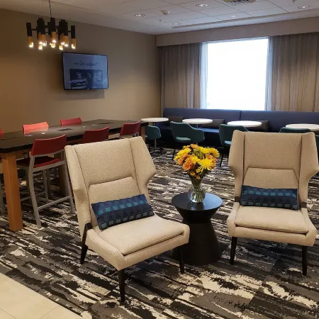 Simple Suites Boise Airport