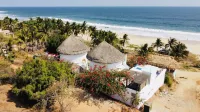 Beachfront Paradise Boutique Hotel Hotel di 