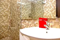 RedDoorz near Trans Studio Mall 2 - Pensions