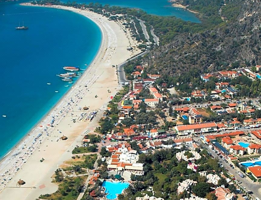 Belcekiz beach club 5. Бельчекиз отель Олюдениз Турция. Олюдениз пляж Бельчекиз. Club Belcekiz Beach 5 Турция Фетхие Олюдениз. Олюдениз Монтана Пайн.